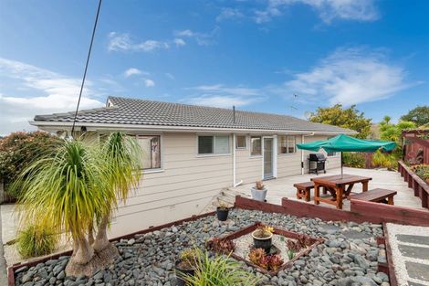 Photo of property in 301 Sunset Road, Sunnynook, Auckland, 0632