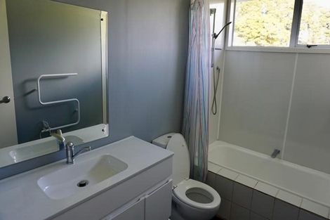 Photo of property in 102 Settlement Road, Kaiwaka, 0573