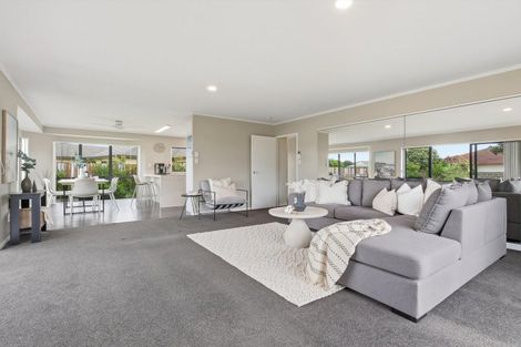 Photo of property in 680 Gloucester Road, Papamoa Beach, Papamoa, 3118