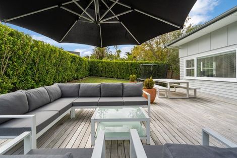 Photo of property in 3 Philip Place, Hillcrest, Auckland, 0627