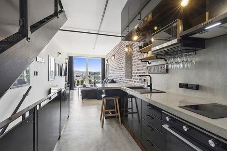 Photo of property in Qba Apartments, 4d/51 Webb Street, Mount Cook, Wellington, 6011