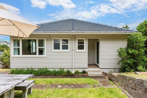 Photo of property in 18 Elphinstone Avenue, Strathmore Park, Wellington, 6022