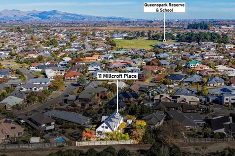 Photo of property in 11 Millcroft Place, Parklands, Christchurch, 8083