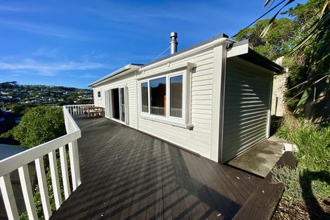 Photo of property in 112 Eden Street, Island Bay, Wellington, 6023