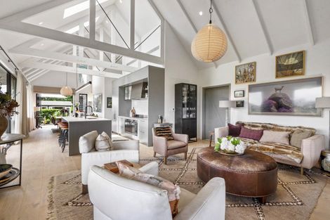 Photo of property in 162 Monument Road, Clevedon, Papakura, 2582