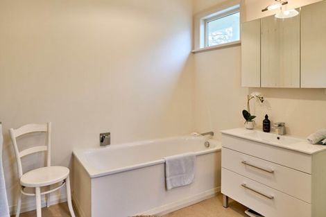 Photo of property in 20 Bloomfield Terrace, Hutt Central, Lower Hutt, 5010