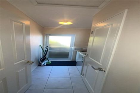 Photo of property in 19 Patons Road, Howick, Auckland, 2014