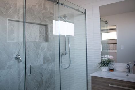 Photo of property in 1 Rangawhenua Street, Ngaruawahia, Hamilton, 3288