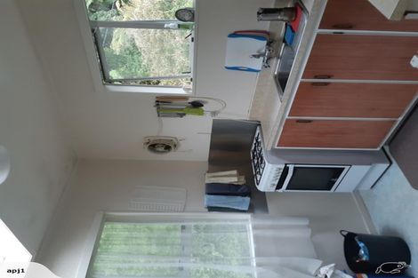 Photo of property in 25a Woodvale Grove, Fairfield, Lower Hutt, 5011
