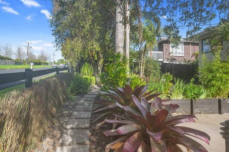 Photo of property in 53 Okura River Road, Okura, Albany, 0792