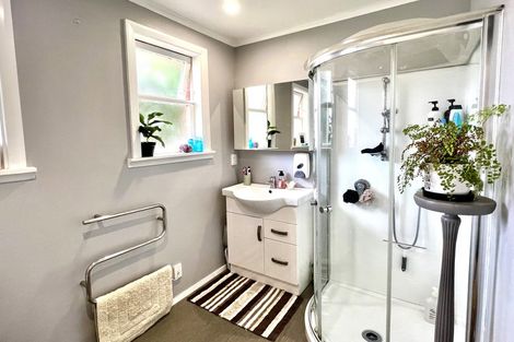 Photo of property in 1 Mchardie Street, Trentham, Upper Hutt, 5018