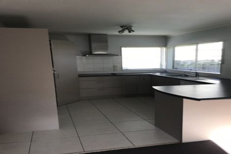 Photo of property in 70c Kayes Road, Pukekohe, 2120