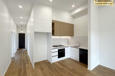 Photo of property in 7/25 Hutchinson Avenue, New Lynn, Auckland, 0600