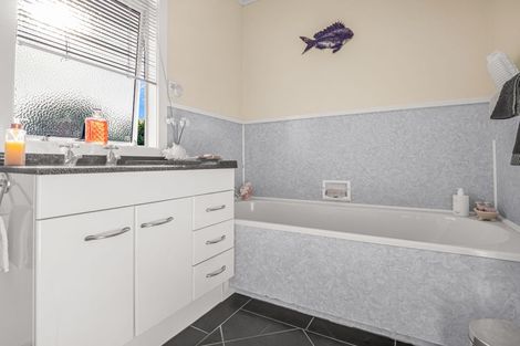 Photo of property in 447 Hoturoa Street, Kawhia, 3889