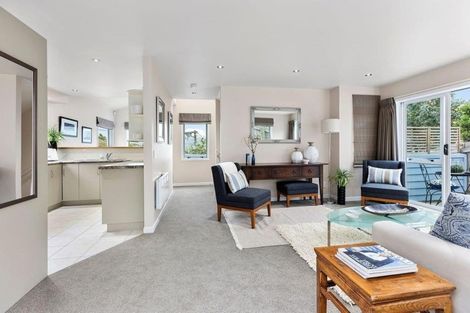 Photo of property in 143u1 Cockayne Road, Khandallah, Wellington, 6035