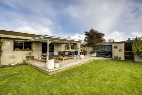 Photo of property in 4 Hetley Crescent, Taradale, Napier, 4112