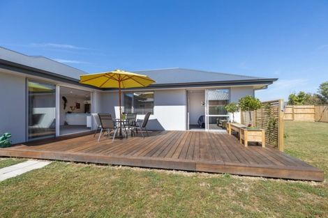 Photo of property in 24 Curtis Street, Stoke, Nelson, 7011