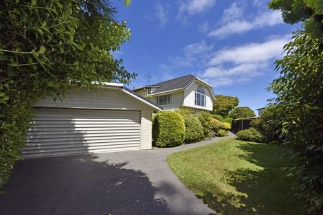 Photo of property in 2 Worsleys Road, Cracroft, Christchurch, 8025