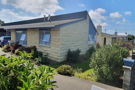 Photo of property in 8 Bond Street, Waimate, 7924