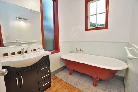 Photo of property in 41 Firth Street, Hamilton East, Hamilton, 3216