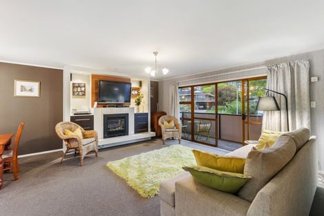 Photo of property in 8 Hamish Place, Sunnyhills, Auckland, 2010