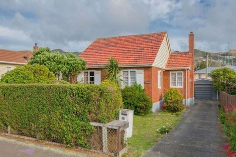 Photo of property in 10 Bould Street, Johnsonville, Wellington, 6037