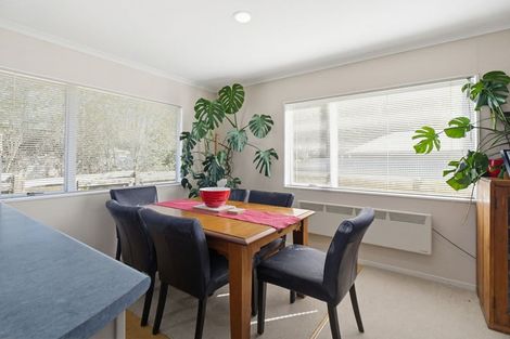 Photo of property in 14 Escort Grove, Awapuni, Palmerston North, 4412
