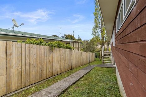 Photo of property in 27 Woodglen Road, Glen Eden, Auckland, 0602