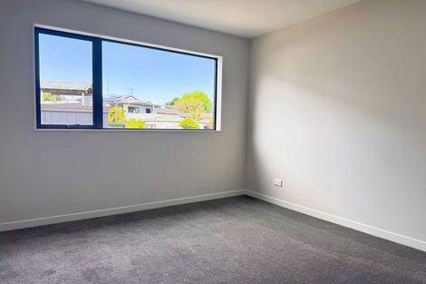 Photo of property in 95d Oreil Avenue, West Harbour, Auckland, 0618