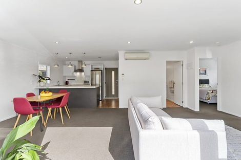 Photo of property in 15a John Street, Birkenhead, Auckland, 0626