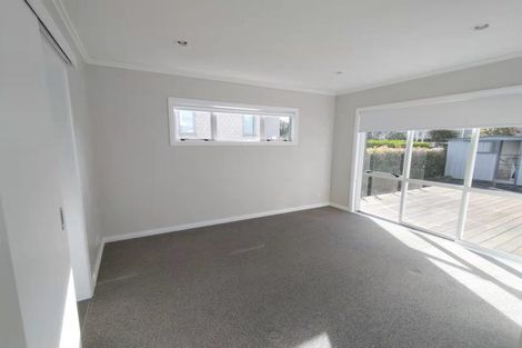 Photo of property in 56 Moyrus Crescent, East Tamaki Heights, Auckland, 2016
