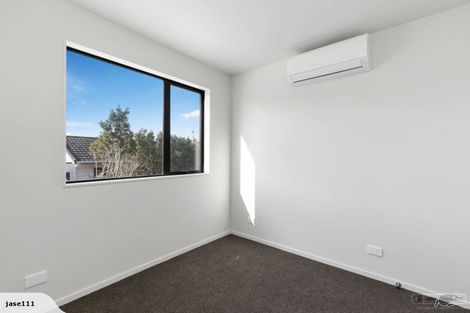 Photo of property in 165a Broderick Road, Johnsonville, Wellington, 6037