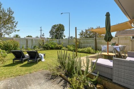 Photo of property in 406a Ngatai Road, Bellevue, Tauranga, 3110