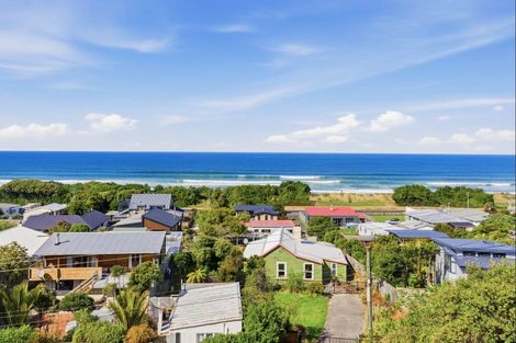 Photo of property in 23 Queen Street, Brighton, Dunedin, 9035
