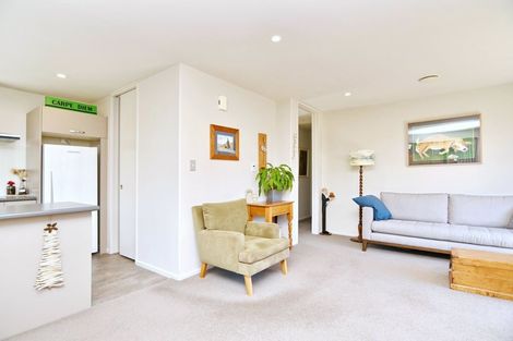 Photo of property in 2/71 Thames Street, Mairehau, Christchurch, 8013