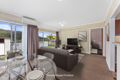 Photo of property in 4 Summit Road, Fairfield, Lower Hutt, 5011