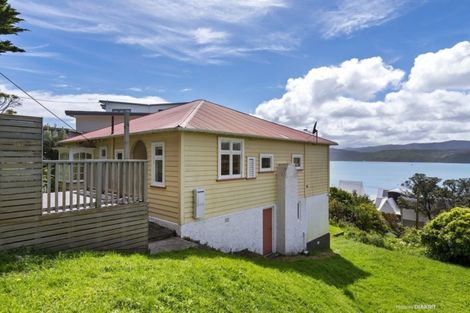 Photo of property in 19 Fettes Crescent, Seatoun, Wellington, 6022