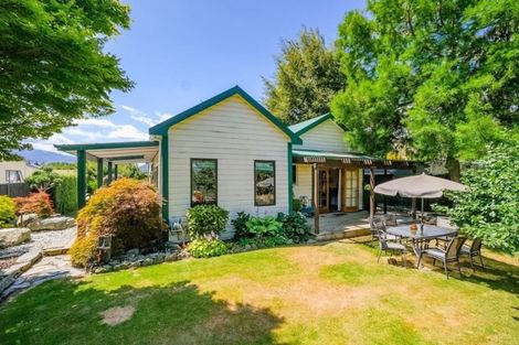 Photo of property in 20 Donegal Street, Cromwell, 9310