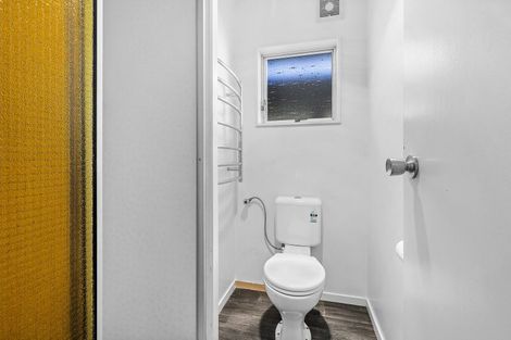 Photo of property in 5a Oak Avenue, Paremata, Porirua, 5024