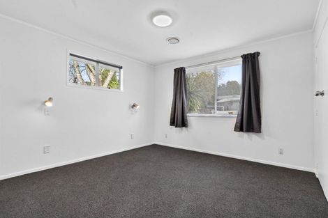 Photo of property in 1 Pitcher Place, Glen Eden, Auckland, 0602