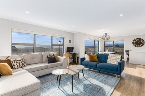 Photo of property in 174 Navigation Drive, Whitby, Porirua, 5024