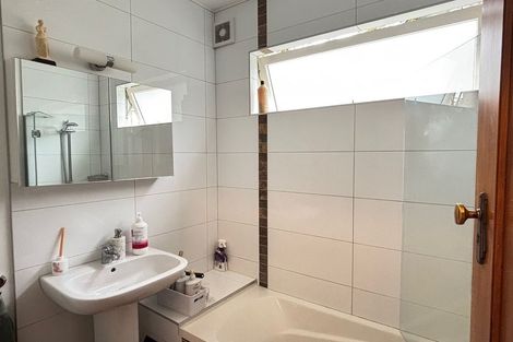 Photo of property in 193 Clyde Street, Island Bay, Wellington, 6023