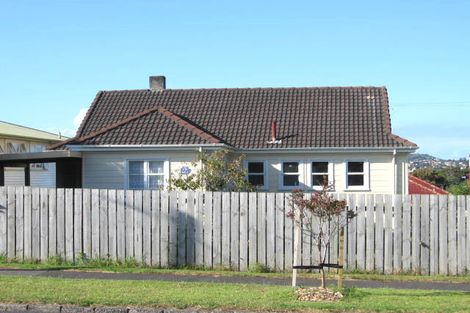 Photo of property in 32 Gardner Avenue, New Lynn, Auckland, 0600