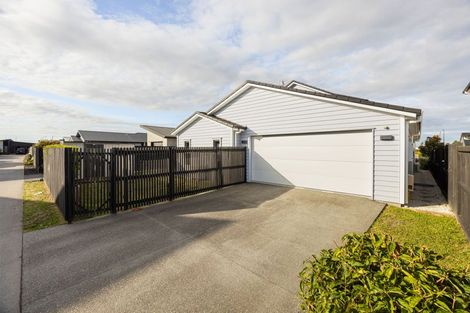 Photo of property in 8 Lavinias Way, Chartwell, Hamilton, 3210