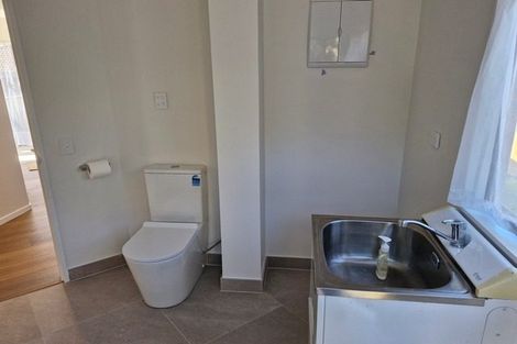 Photo of property in 12 Westergrove Place, West Harbour, Auckland, 0618