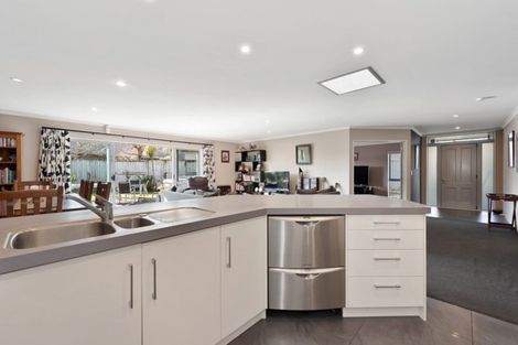 Photo of property in 28 Rhys Avenue, Huntington, Hamilton, 3210