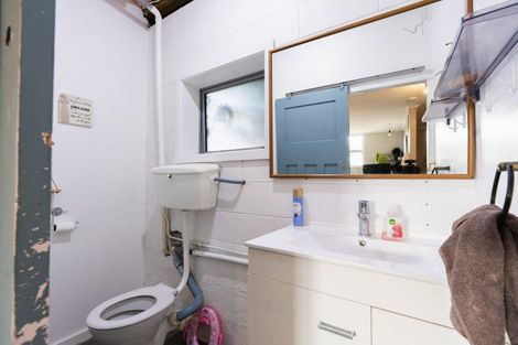Photo of property in 24 Leary Street, Kenmure, Dunedin, 9011
