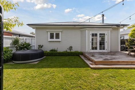 Photo of property in 36 Hinemoa Street, Spreydon, Christchurch, 8024