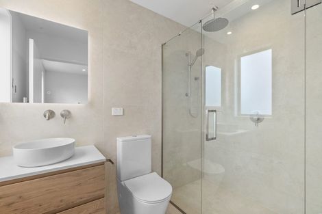 Photo of property in 2/11 Tamihana Avenue, Fairfield, Hamilton, 3214