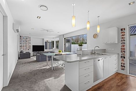 Photo of property in 97e Englefield Road, Northwood, Christchurch, 8051